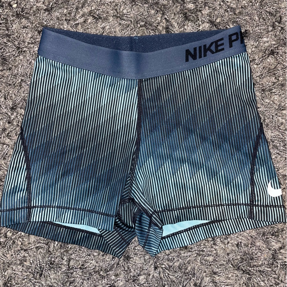 Nike pros